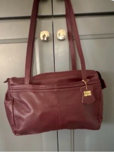 Women's Shoulder Bag In Burgundy Soft Supple Real Leather